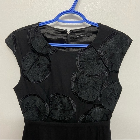 Elie Tahari Black Wool Cocktail Dress with embroidered flowers - Picture 4 of 11